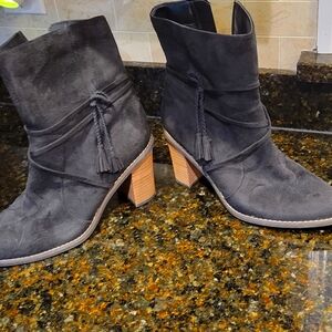 womens faux suede mid calf bootie